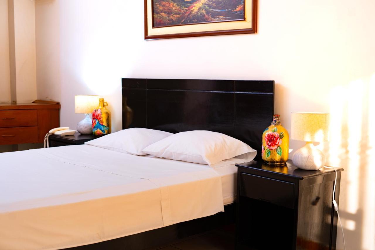Hotel Residencial Brest Amazon Tarapoto Exterior foto