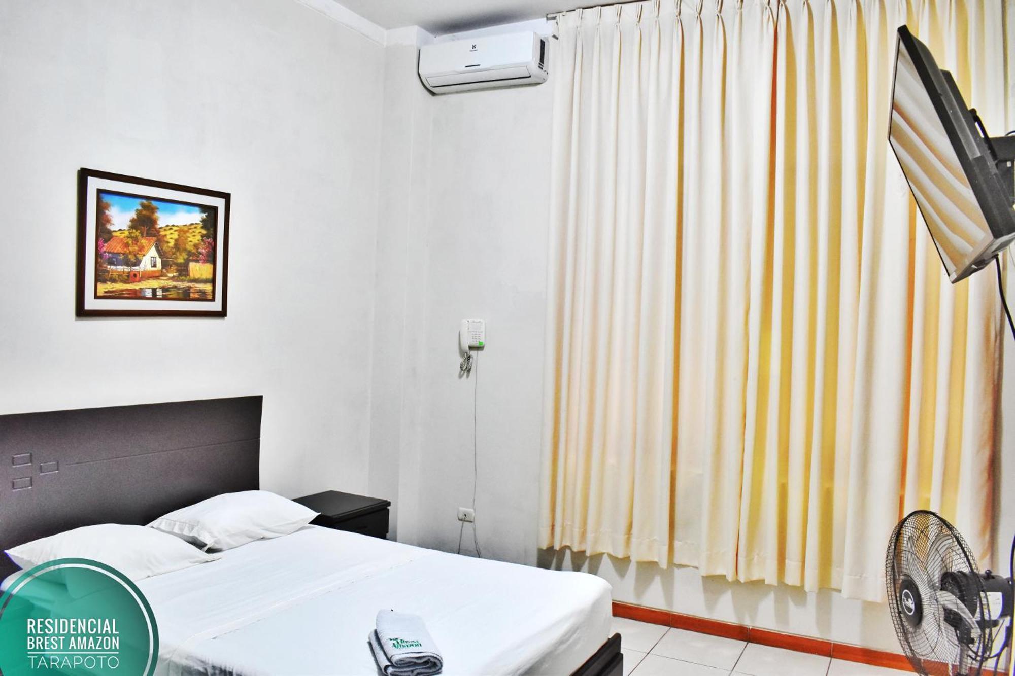 Hotel Residencial Brest Amazon Tarapoto Habitación foto